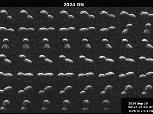 NASA отследило огромный астероид-арахис, пролетевший мимо Земли