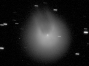 Ядро — 20 км в диаметре: когда «дьявольская» комета пролетит мимо Земли и чего от нее ждать?