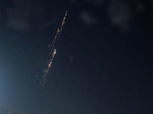 SpaceX признала, что обломки спутников Starlink могут упасть кому-то на голову — но больно не будет