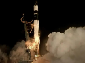 Ракета Rocket Lab потерпела крушение во время доставки на орбиту спутника Acadia
