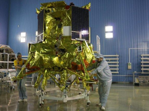 РИА Новости: «Луна-25» могла рухнуть из-за неисправности прибора «Биус-Л»