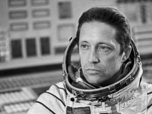 Умер советский космонавт Владимир Аксенов