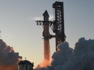 SpaceX с третьей попытки успешно запустила в космос гигантский корабль Starship