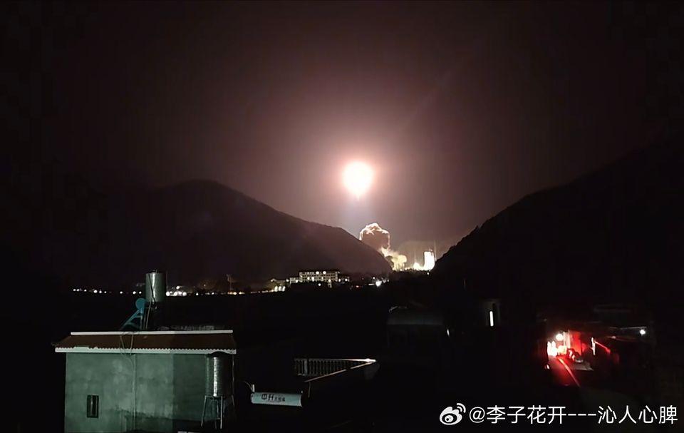 «Шицзянь-32» и авария CZ-3B