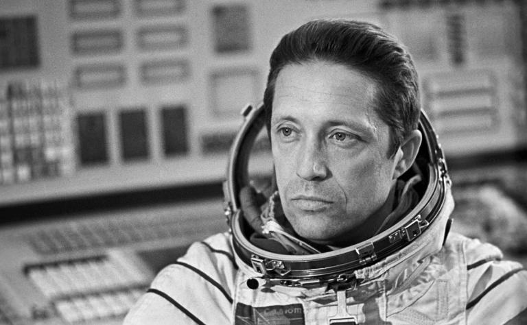 Умер советский космонавт Владимир Аксенов